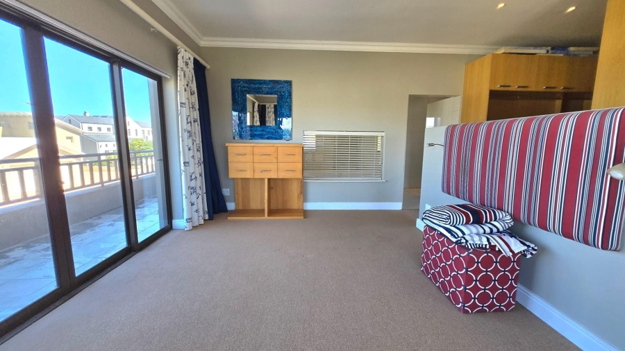 4 Bedroom Property for Sale in Kleinbaai Western Cape